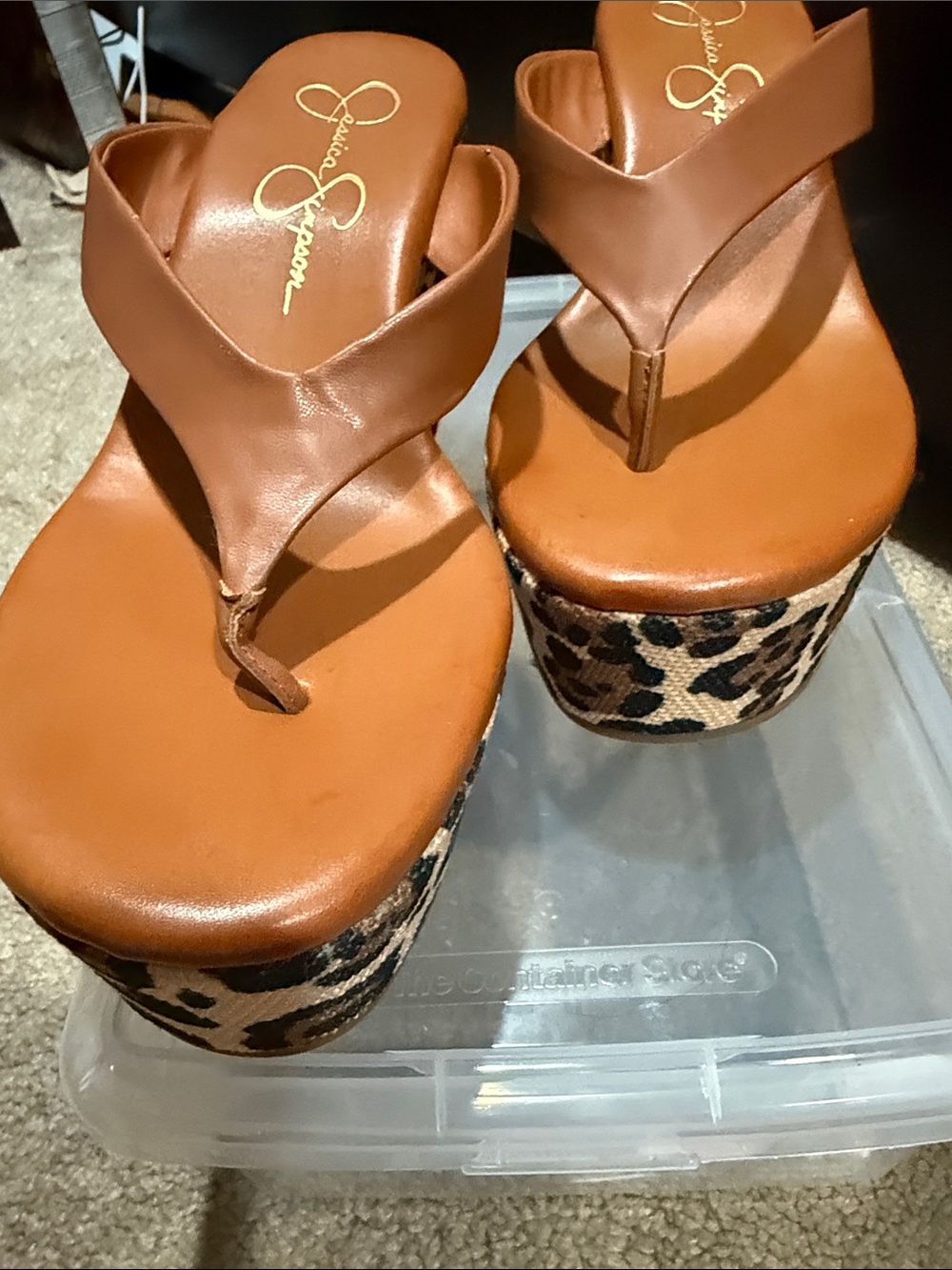 NWOT Jessica Simpson Tan Leather Thong Wedge Sandals with Leopard Platform - Picture 4 of 7